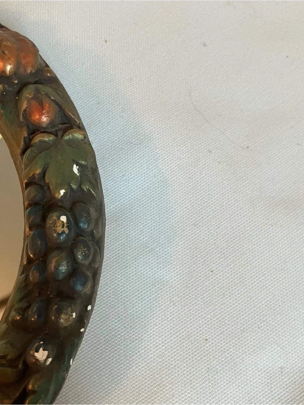 VTG Round 6.5in Mirror Fruit Garland Plaster Cast Gallery Cottage Grannycore